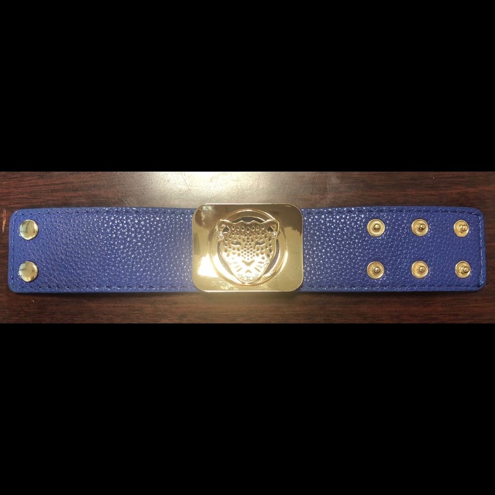 Blue leather bracelet